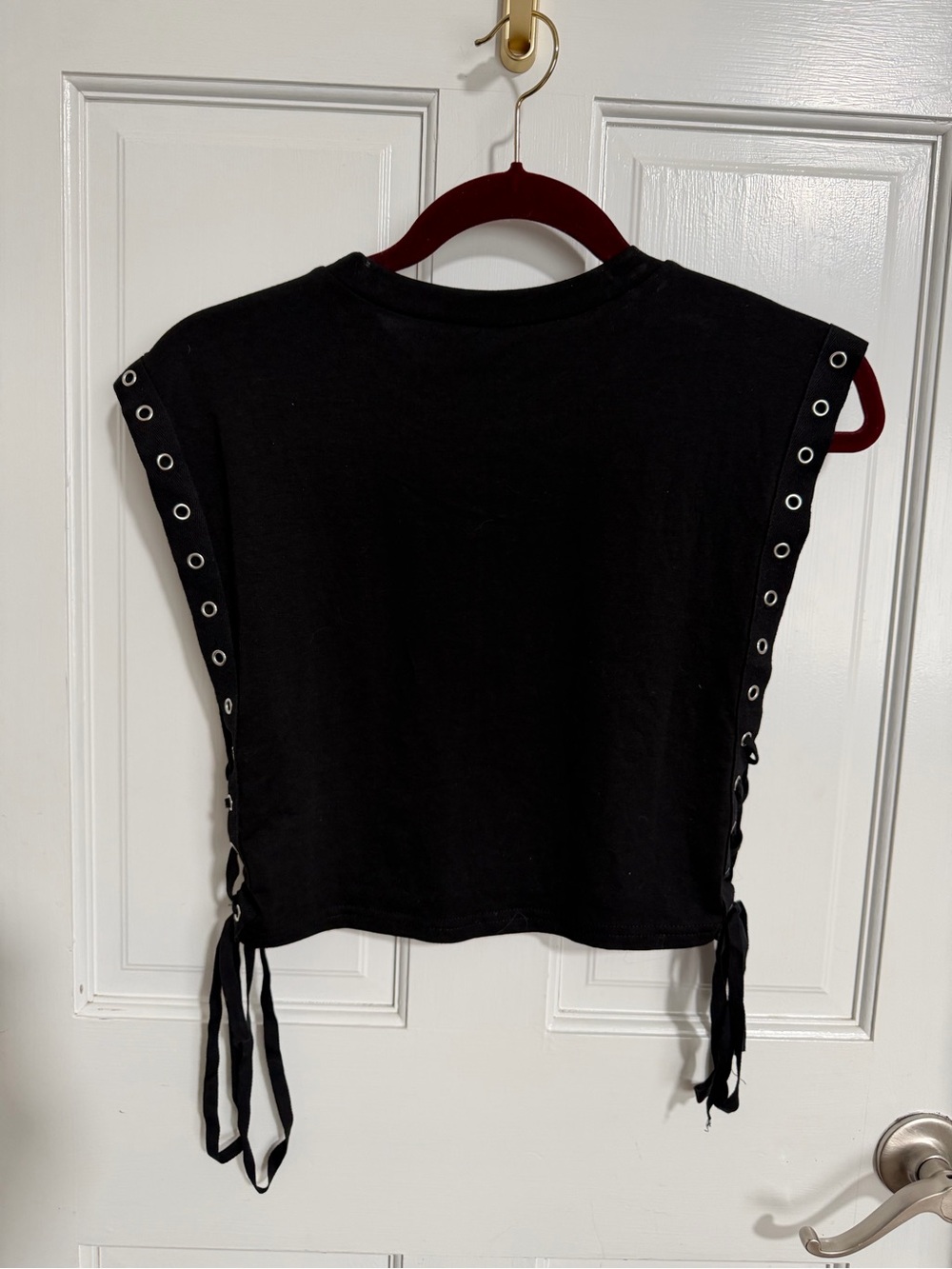 Black Hot 7 Rock & Roll Graphic Grommet Cropped T-Shirt Size L - Picture 6 of 9